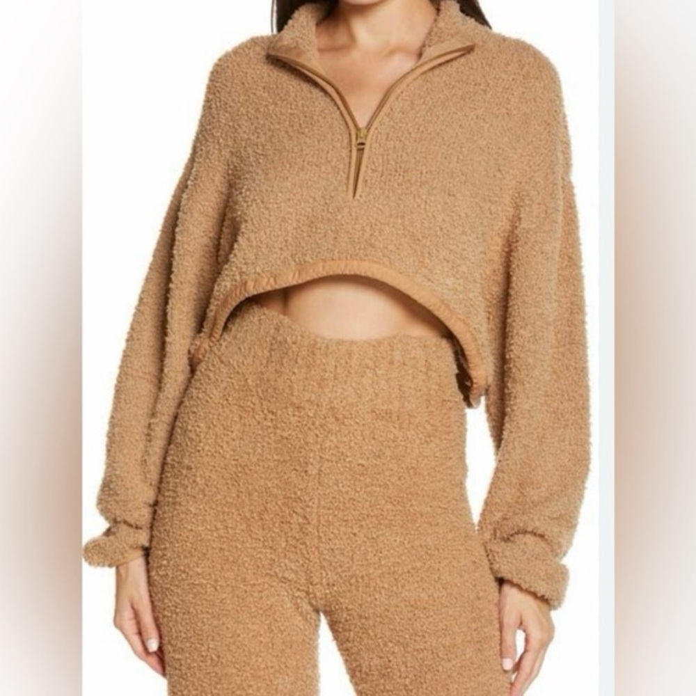 SKIMS Teddy Half-Zip Cropped Jacket in Camel
